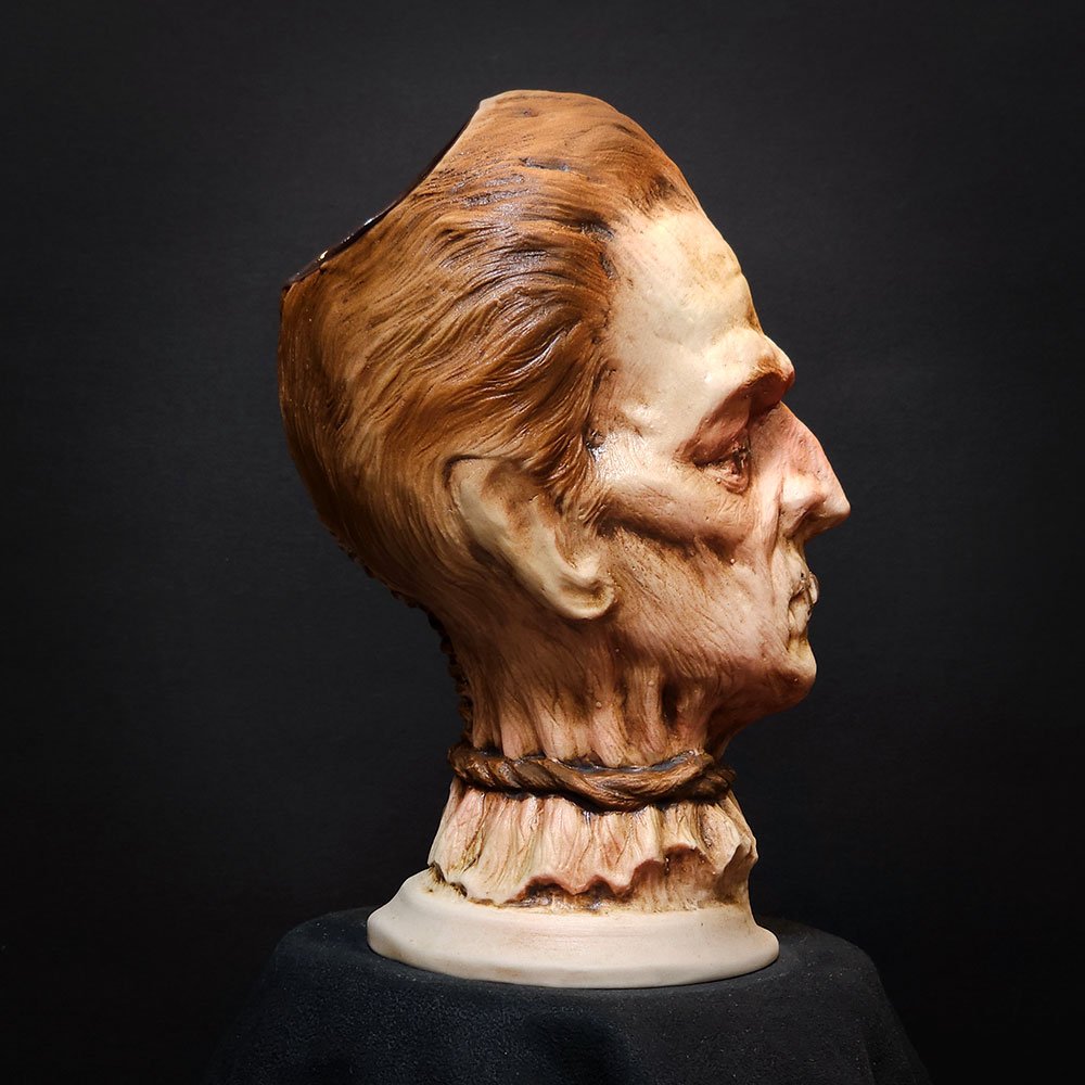 Shrunken Head of Peter Cushing - 14 - Image 4